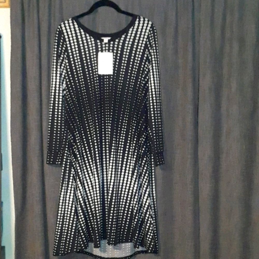 LAST CHANCE..Lularoe XS Emily dress  polka dots